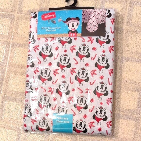 Disney Mickey Mouse Christmas Santa Hat PEVA Flannel Back Table Cloth, NEW - Picture 1 of 4